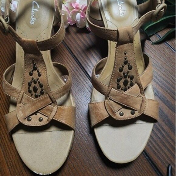 Clarks T-Strap Light Brown Embellished Cork Wedge Upper Heels  Sandals - Picture 1 of 9